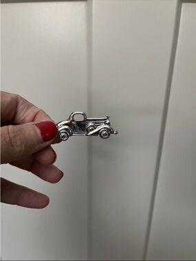 Vintage Rolls Royce Car Brooch Pin Old Car Automobile Novelty silver